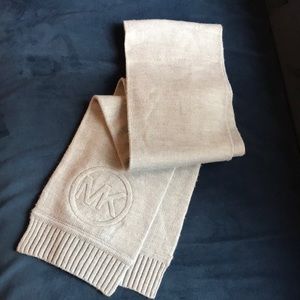 Michael by Michael gray Knit Scarf 8x89